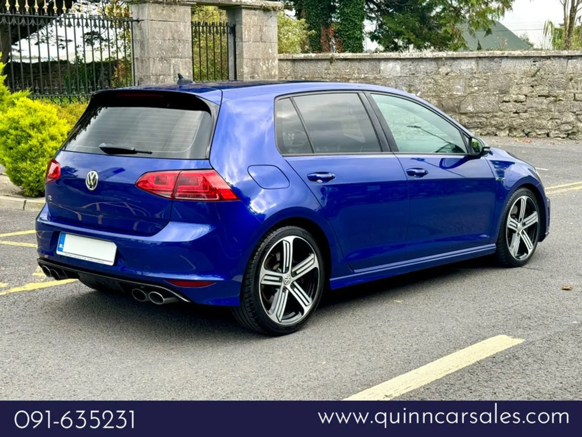 Volkswagen Golf Golf R LHD 2 .0L 300 BHP 4 Motion - Image 3