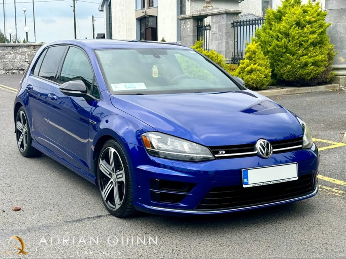 Volkswagen Golf Golf R LHD 2 .0L 300 BHP 4 Motion - Image 4