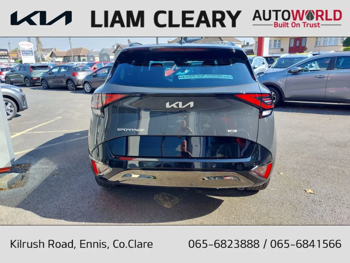 Kia Sportage 1.6 HEV Anniversary Model 3.9  Finan - Image 4
