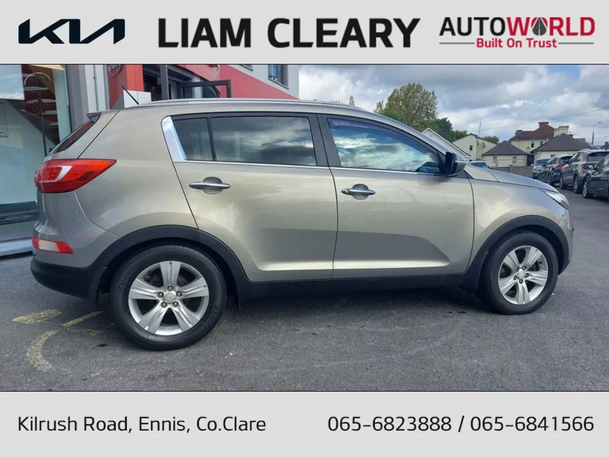 Kia Sportage 1.7d EX MT 5DR 1.7 DSL - Image 2