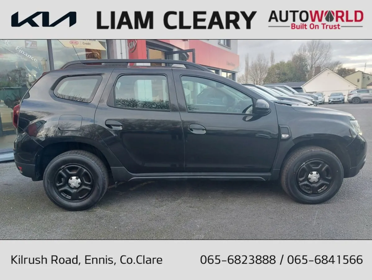 Dacia Duster Essential Blue DCI 115 4DR - Image 2