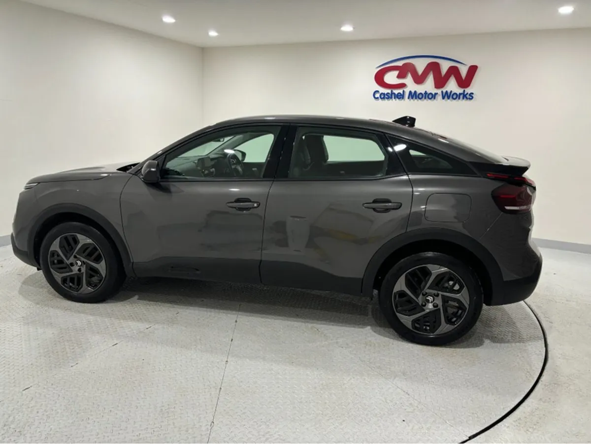Citroen C4 Plus Puretech 1.2 Petrol 5 Door same D - Image 4