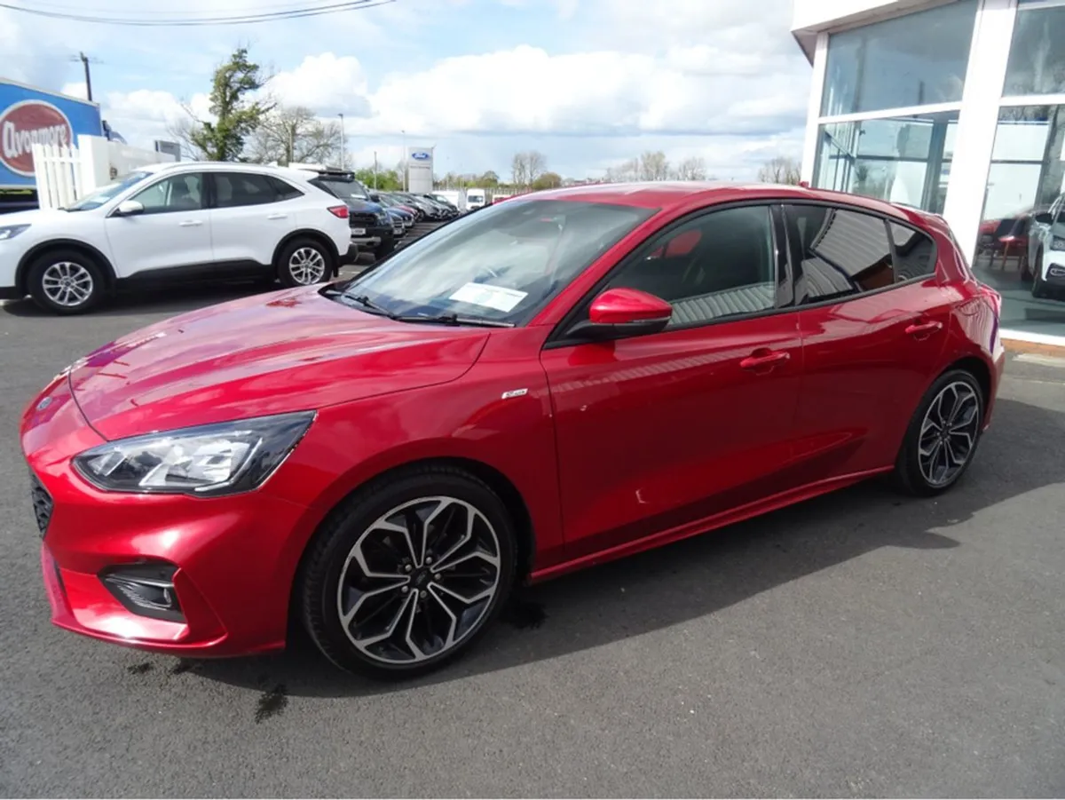 Ford Focus St-line Edition 1.5 TD 120 - Image 3