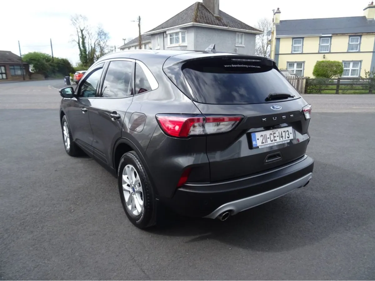 Ford Kuga Titanium 1.5 TD 120 S6.2 M6 F 4DR - Image 4