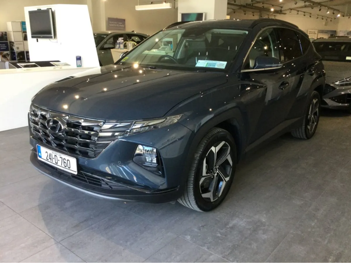 Hyundai Tucson Executive Plus - Plug IN Hybrid - - Image 4