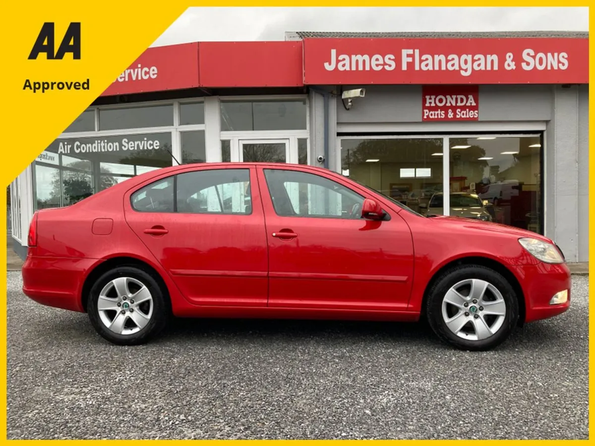 Skoda Octavia Exclusive 1.2 TSI 105HP 4DR - Image 3