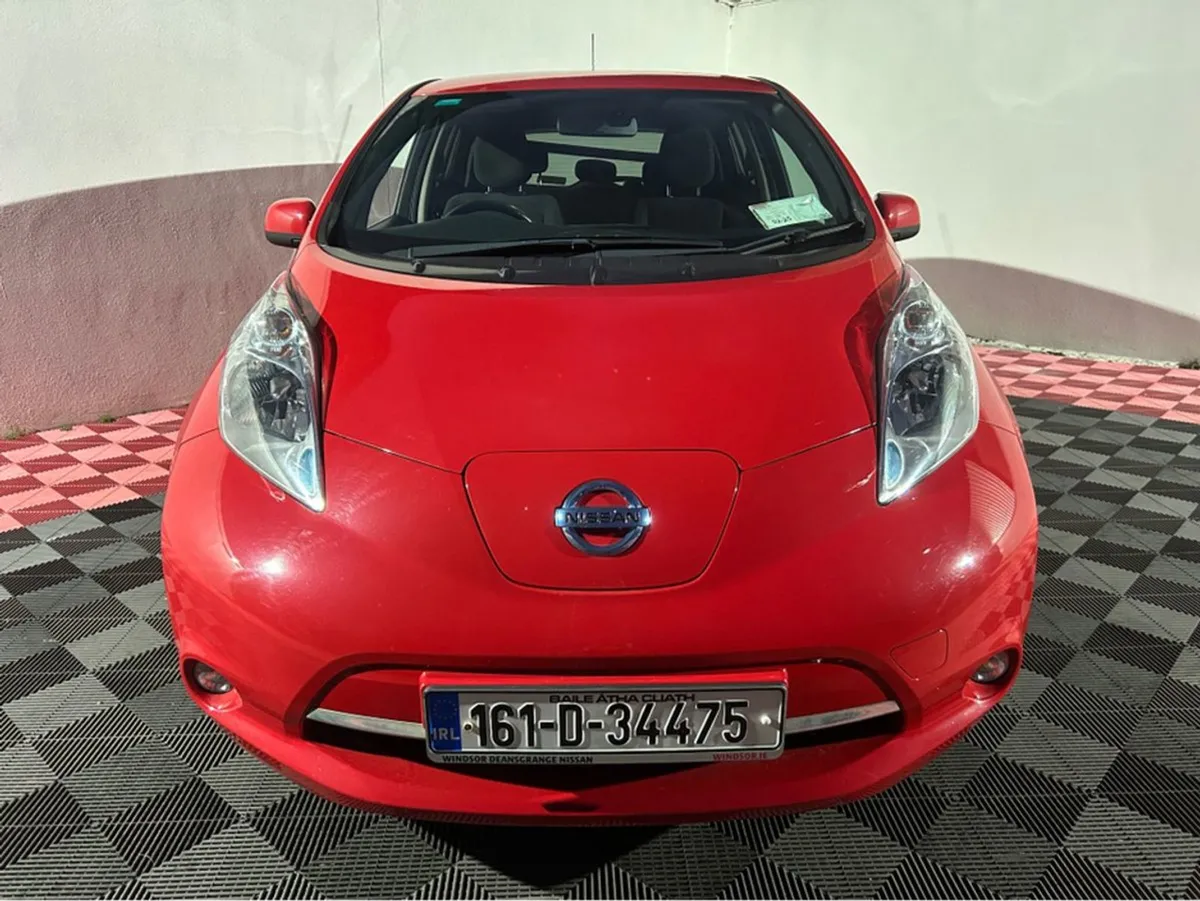 Nissan Leaf Fully Loaded With Cold Pack - Image 3