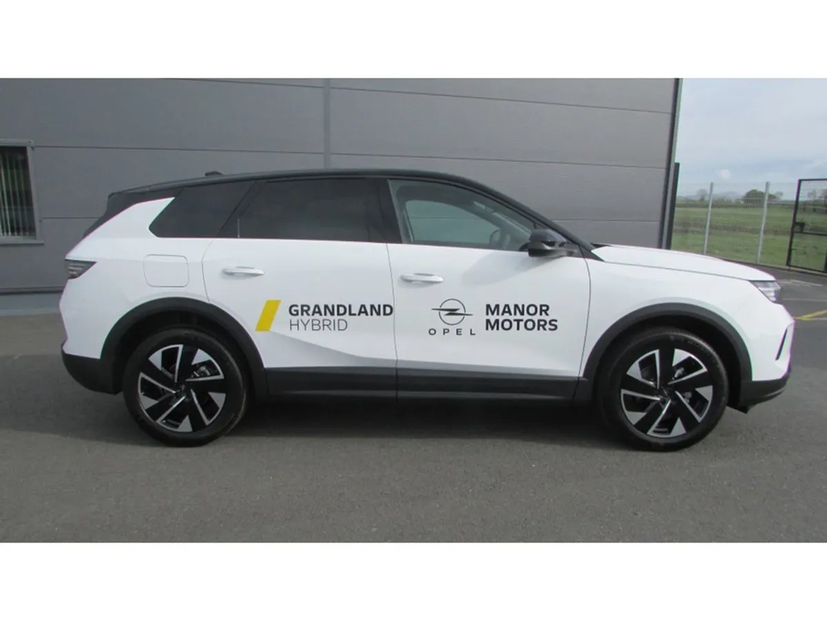 Opel Grandland GS 1.2 Hybrid - Image 2
