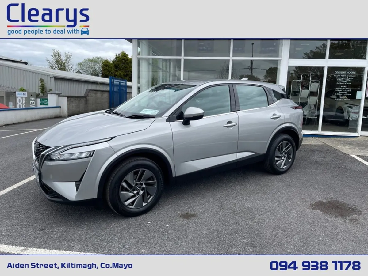 Nissan QASHQAI QQ 1.3 HYB SV CVT MY2 Auto - Image 1