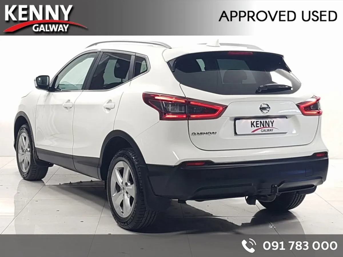 Nissan QASHQAI  deposit Taken  1.5 SV 18 4DR - Image 3