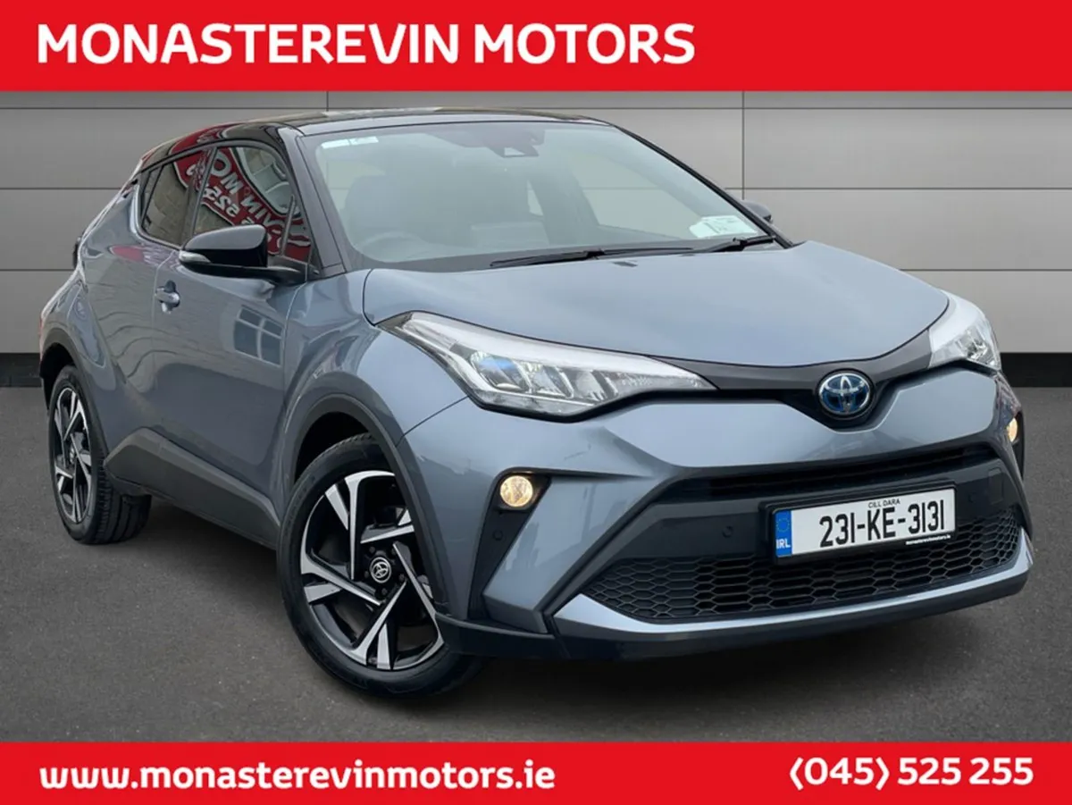 Toyota C-HR Hybrid Sport Bi-tone 4DR - May Madnes - Image 3