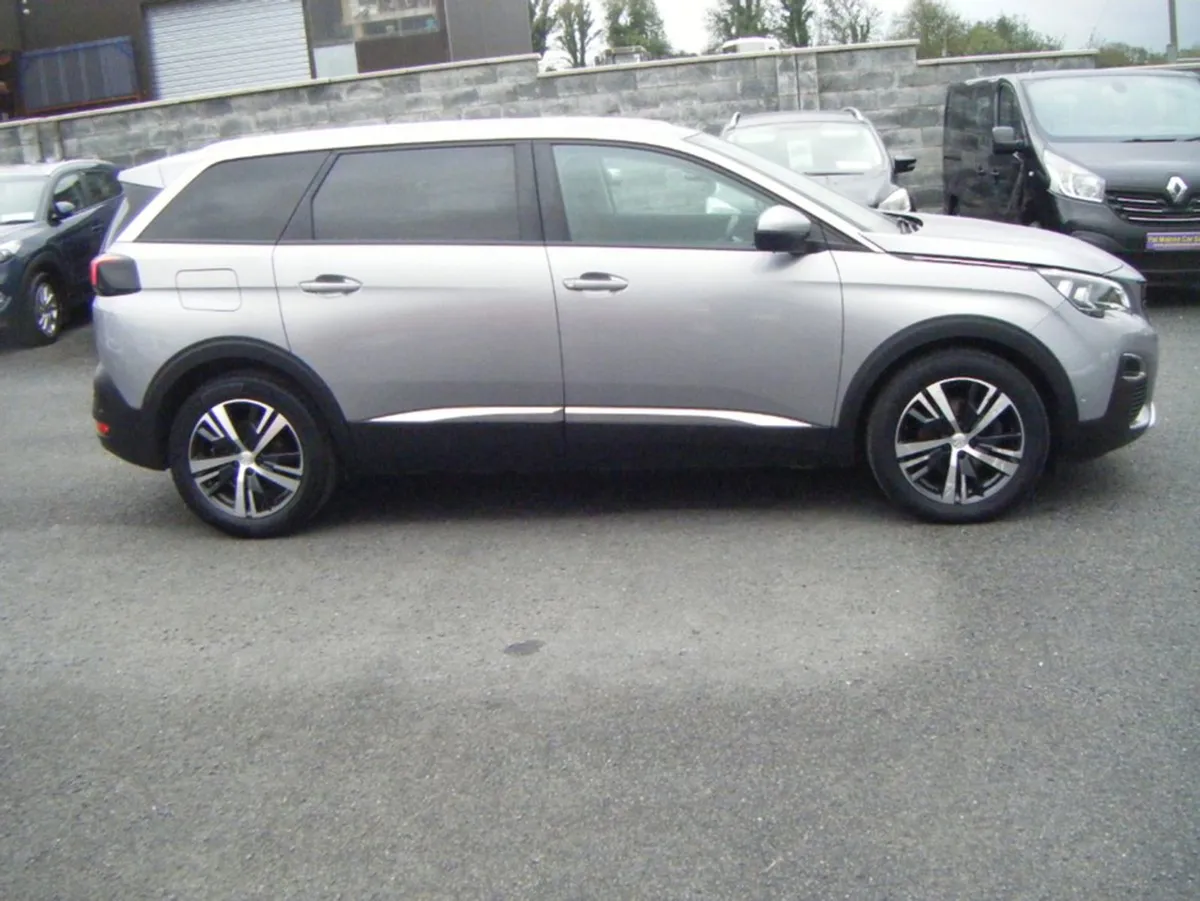 Peugeot 5008 Bluehdi S/S Allure - Image 4