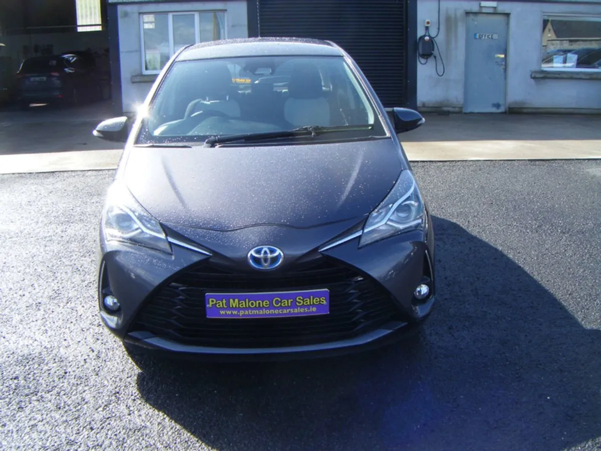 Toyota Yaris Vvt-i Icon Tech - Image 2