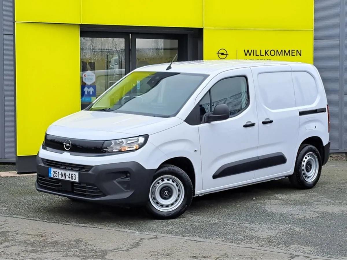 Opel Combo Komfort L1h1 1.5td 100BHP  plylined - Image 1