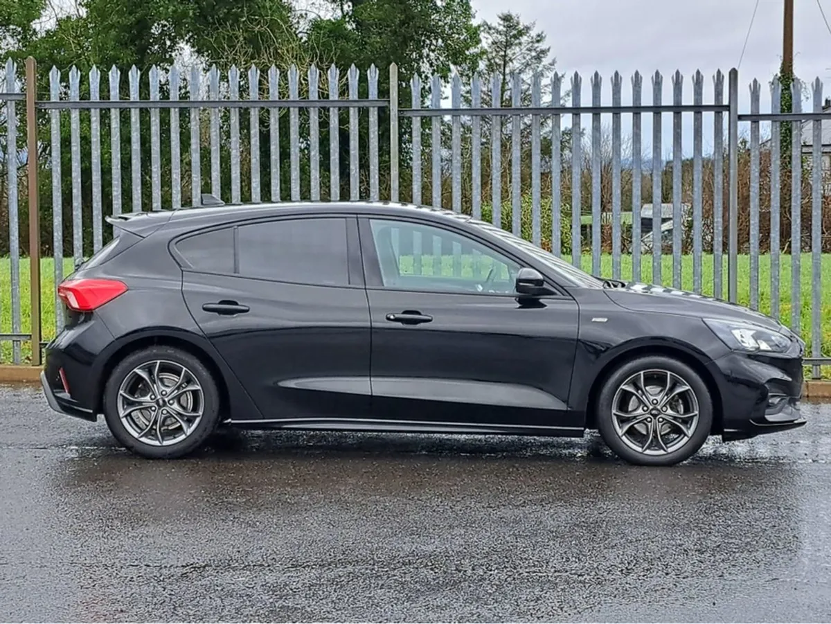 Ford Focus St-line 1.5tdci 120BHP  led Headlights - Image 2
