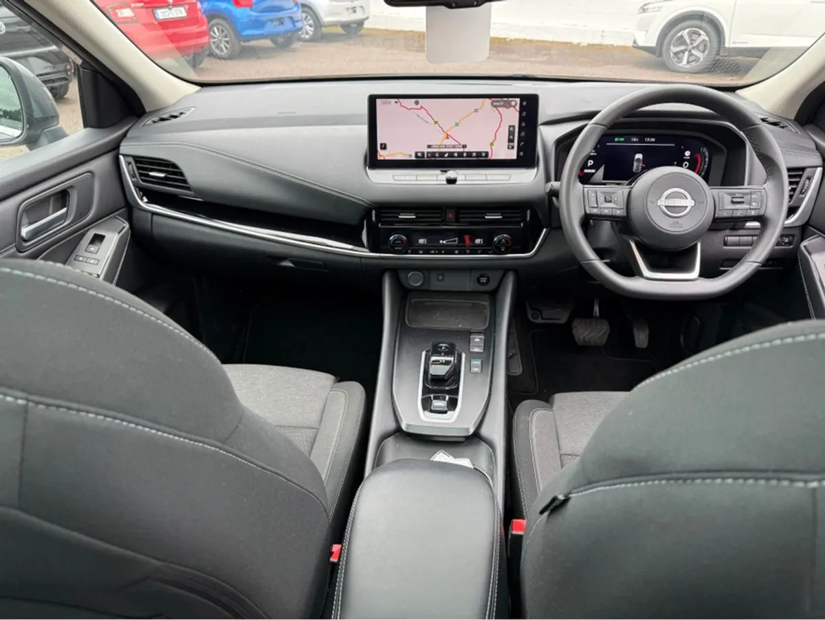 Nissan QASHQAI E-power SV Premium GR - Image 3