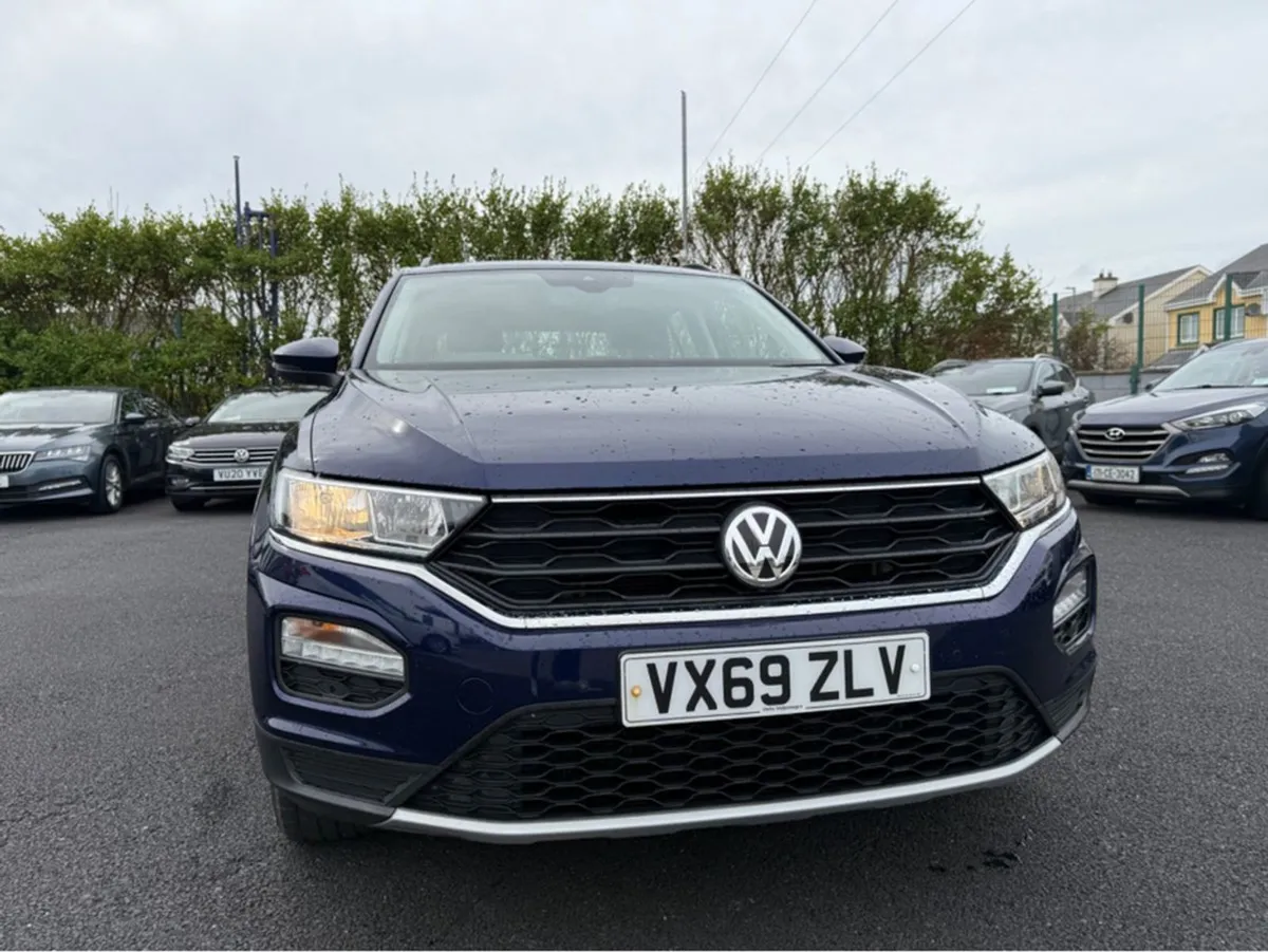 Volkswagen T-Roc SE TDI - Image 3