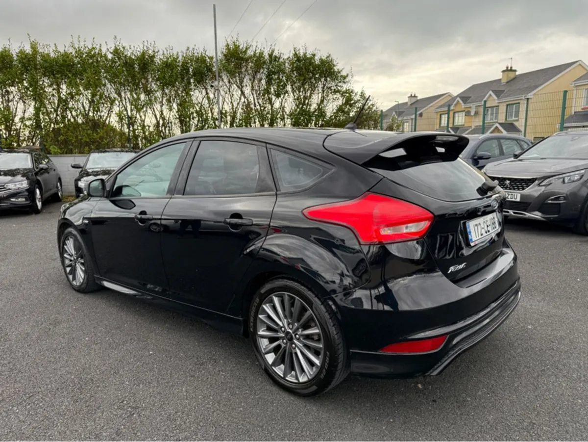 Ford Focus 1.5 Tdci St-line 120PS 5 5DR - Image 4