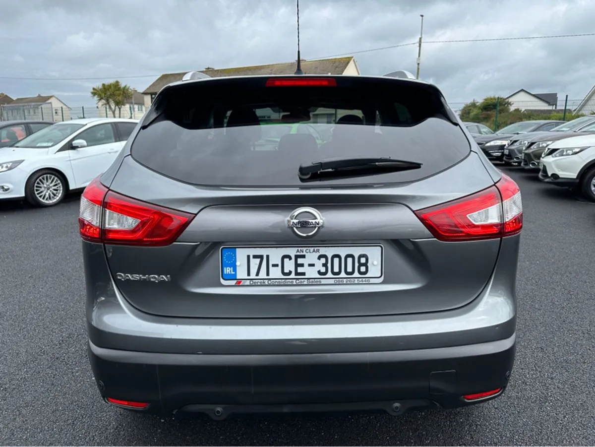 Nissan QASHQAI 1.5 DCI N-connecta 5DR 110PS - Image 3