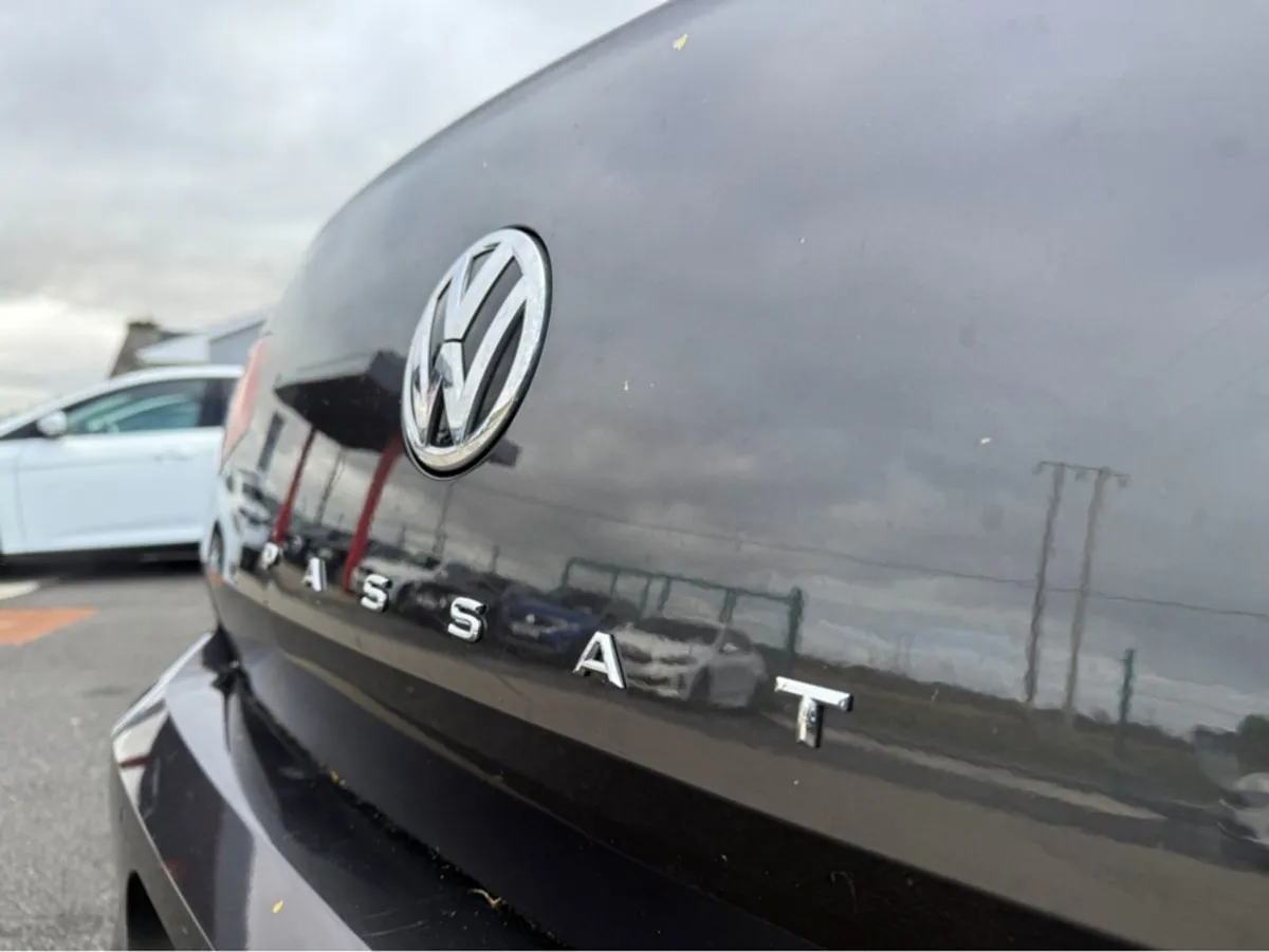 Volkswagen Passat SE TDI S-A - Image 4