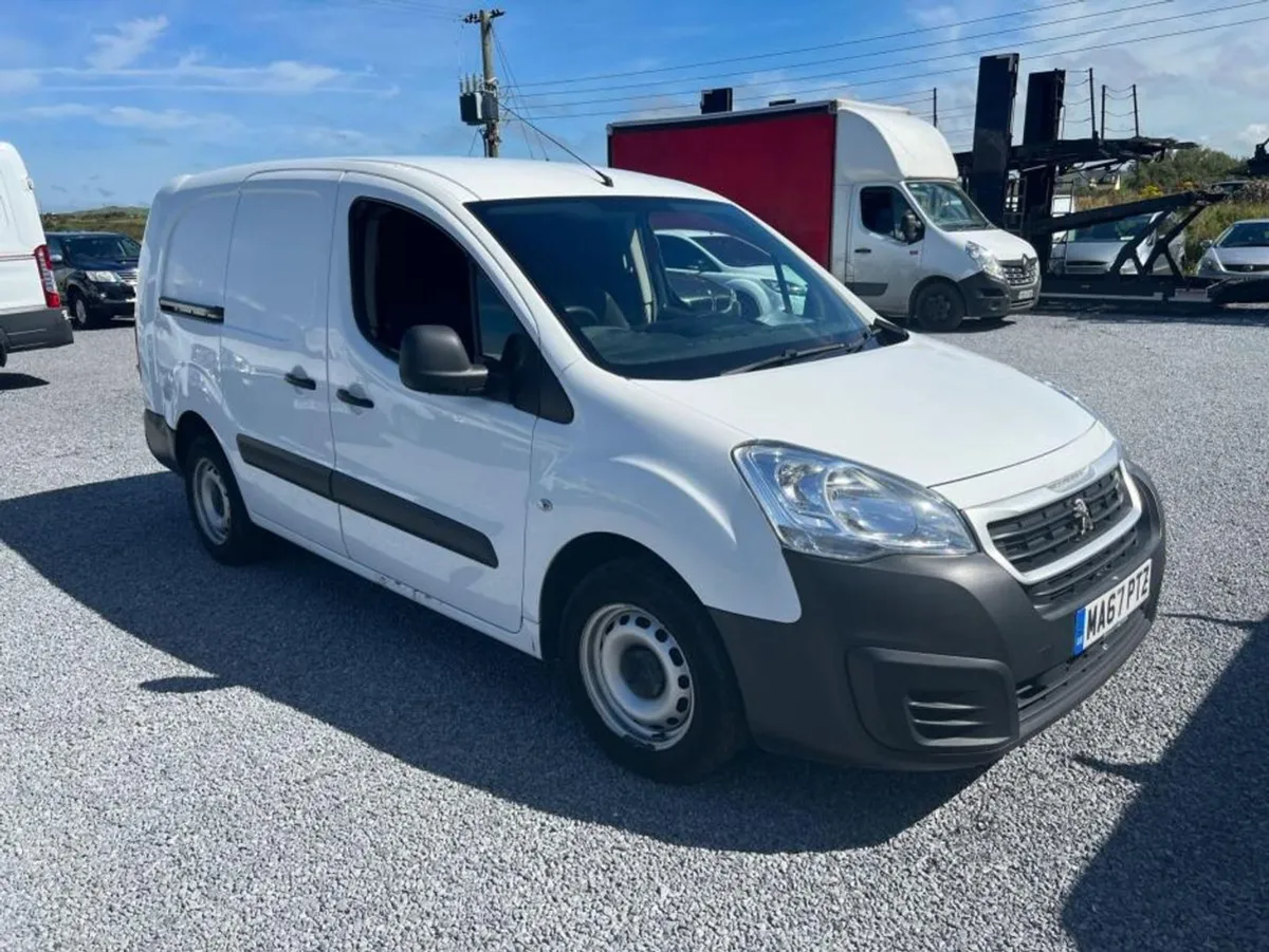 Peugeot Partner 850 Professional L2 HD - Image 1