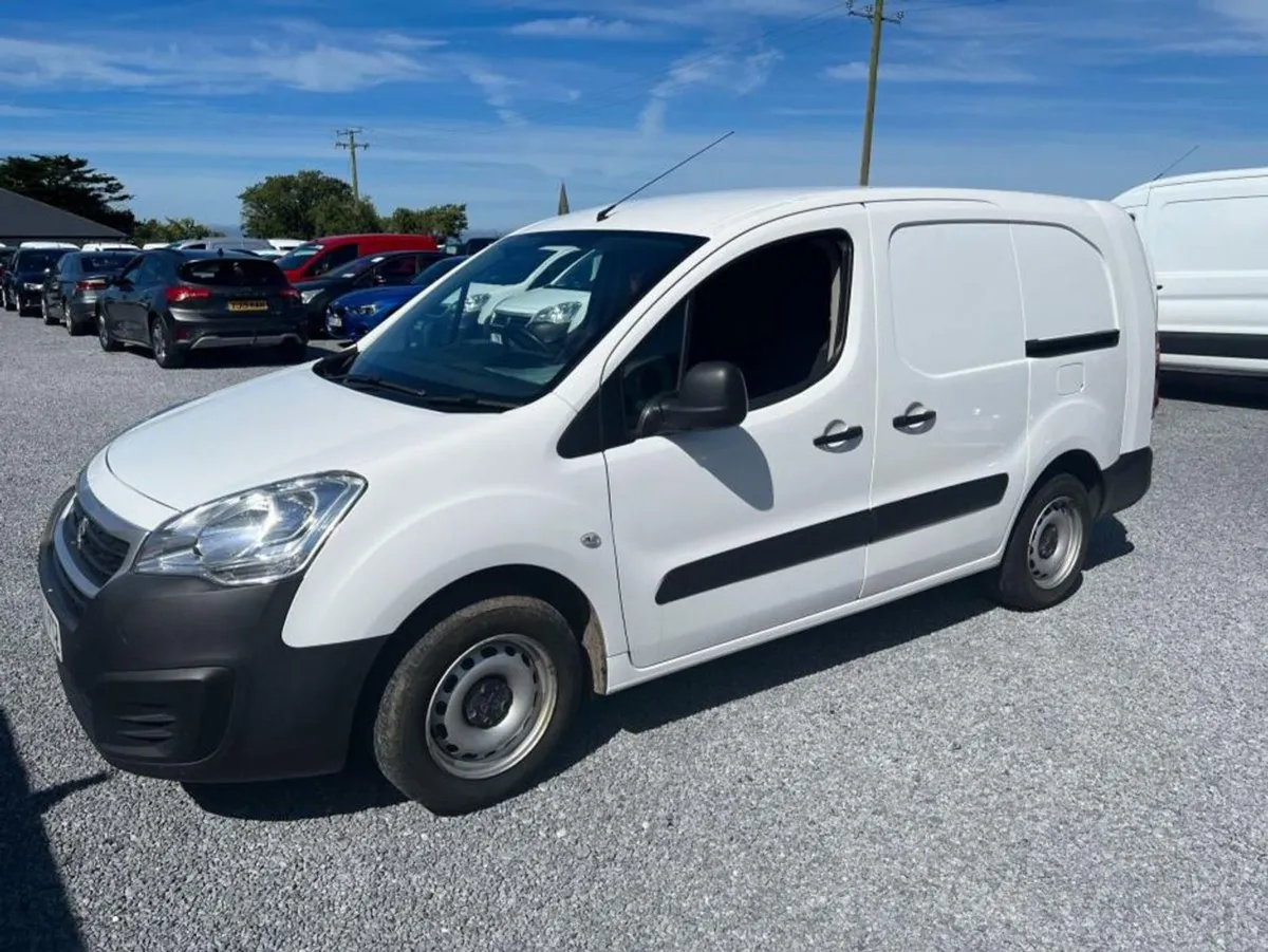 Peugeot Partner 850 Professional L2 HD - Image 2