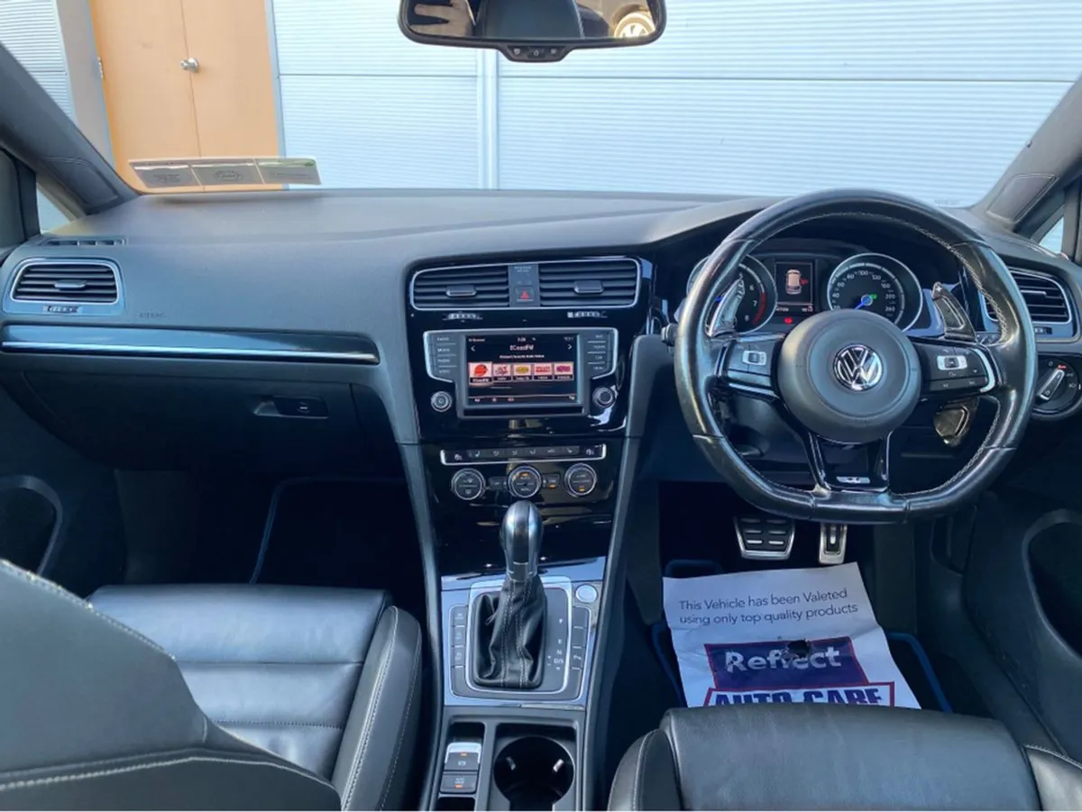 Volkswagen Golf R 2.0 TSI 5DR 300HP - Image 3