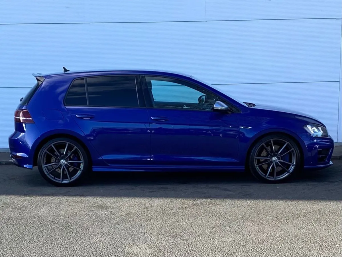 Volkswagen Golf R 2.0 TSI 5DR 300HP - Image 4