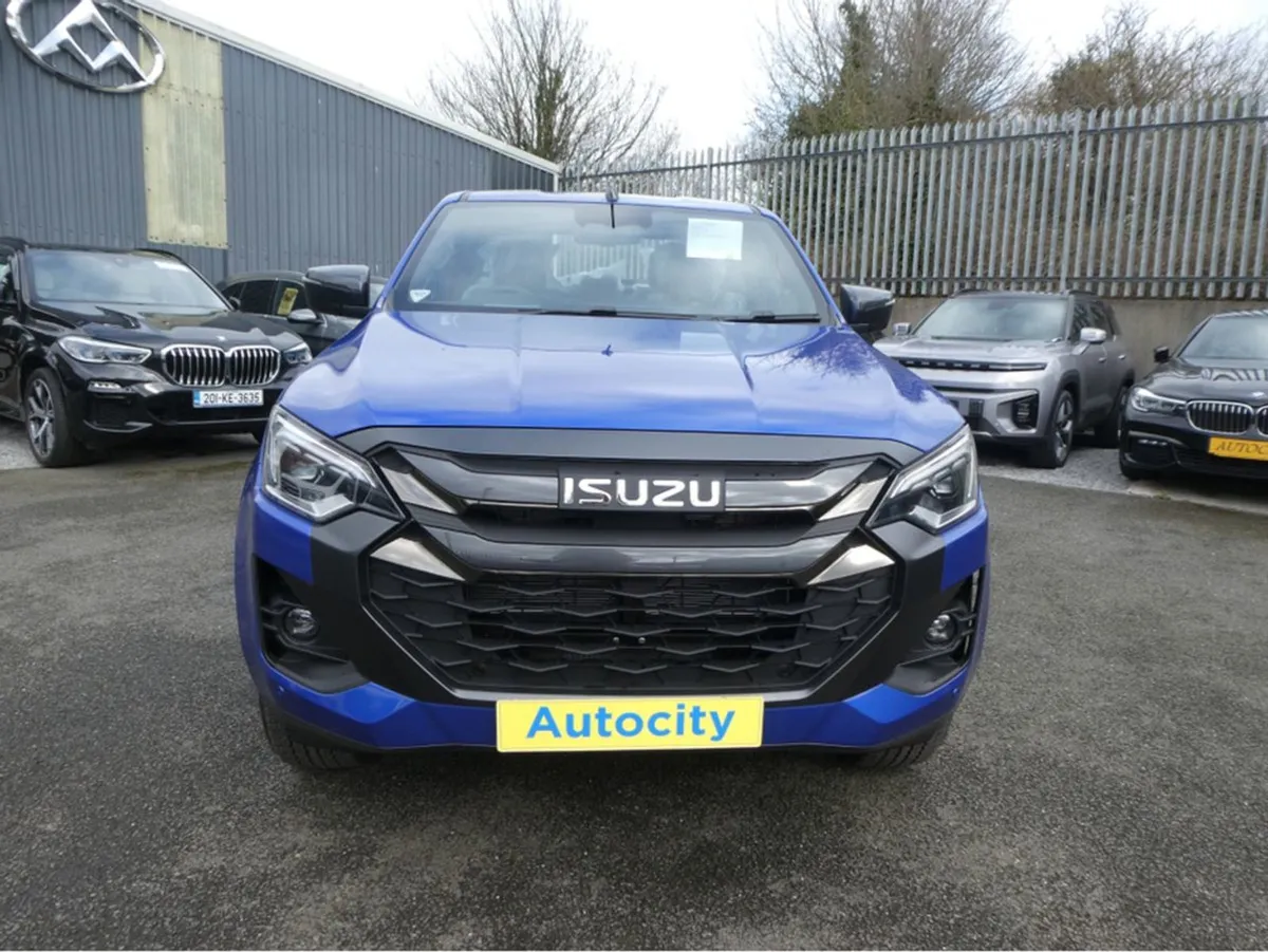 Isuzu D-Max LSE Crewcab Automatic Plus vat - Image 2