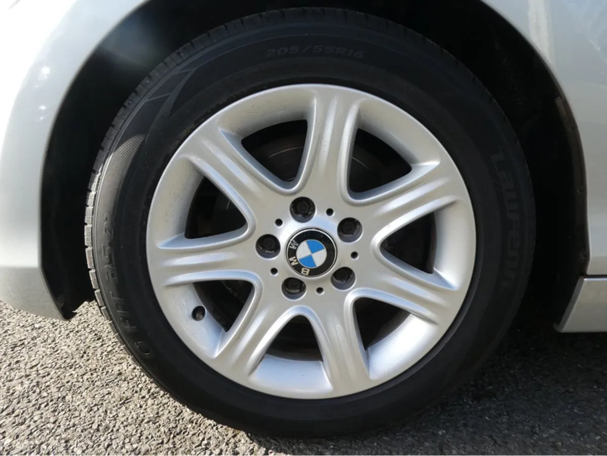 BMW 1 Series Automatic - Image 4