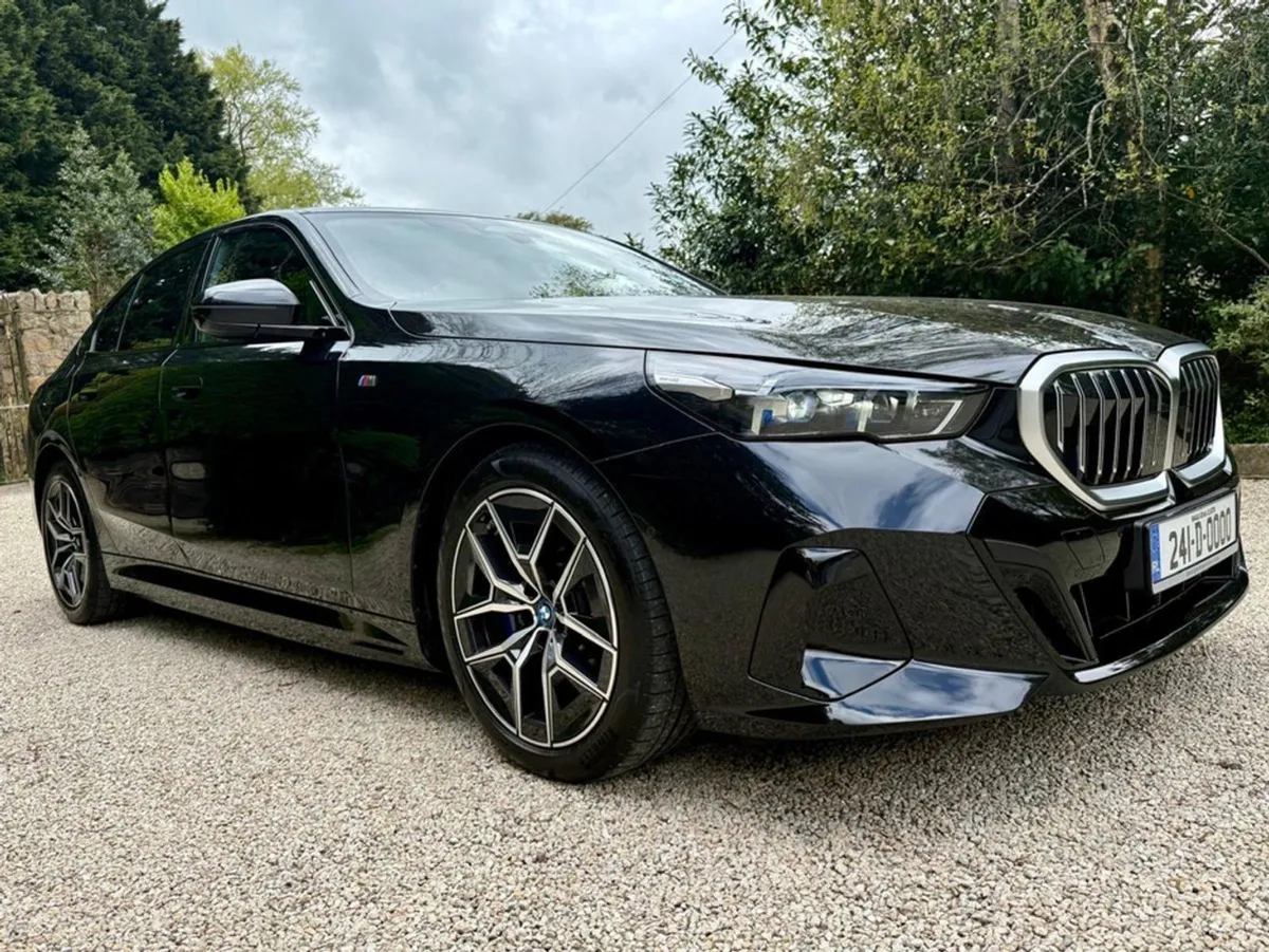 BMW 5 Series 530E M Sport  comfort Pack - Image 1