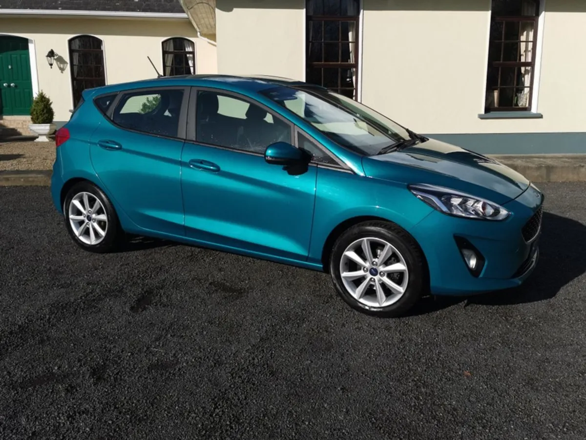 Ford Fiesta Zetec 5DR 1.5 85ps 4DR - Image 1