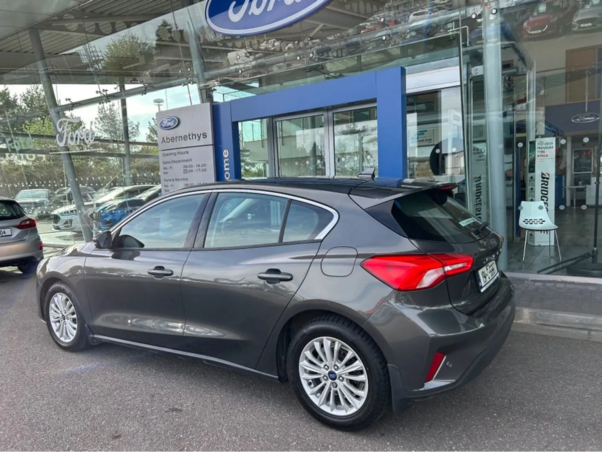 Ford Focus Titanium 1.5 Tdci 125PS 6 5DR 6speed - Image 2