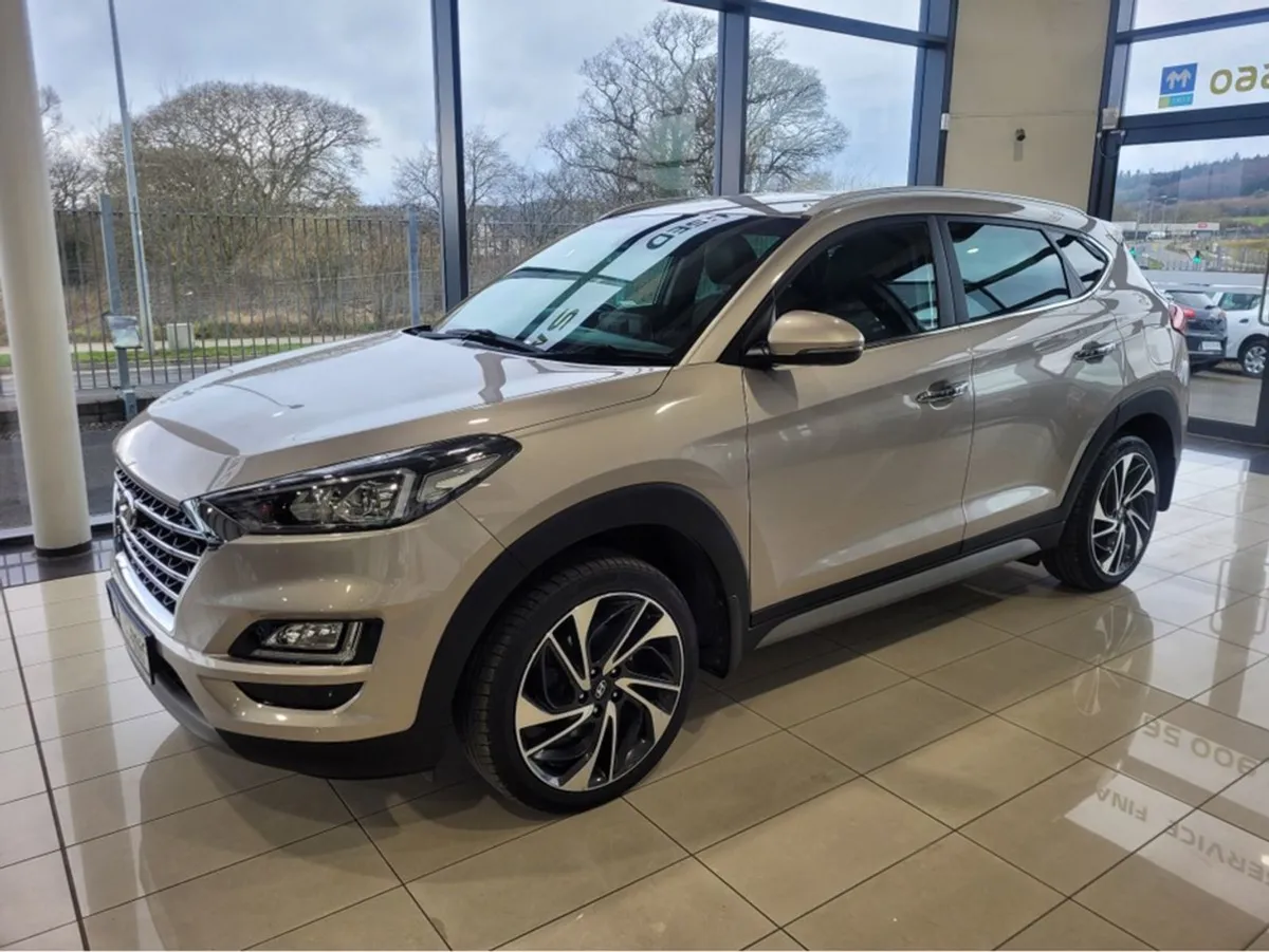 Hyundai Tucson Executive Plus 5DR - Image 1