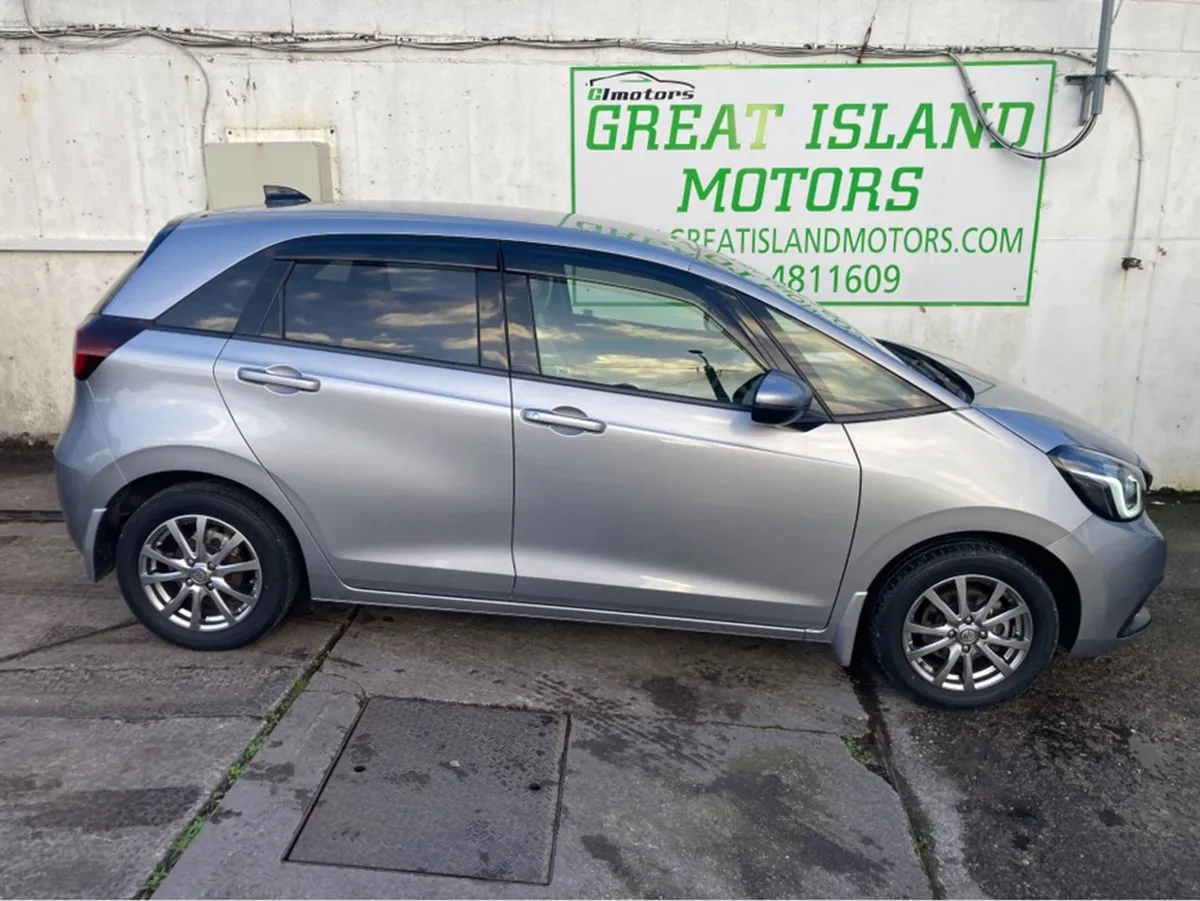 Honda Fit 1.5i Petrol Hybrid Automatic - Image 2