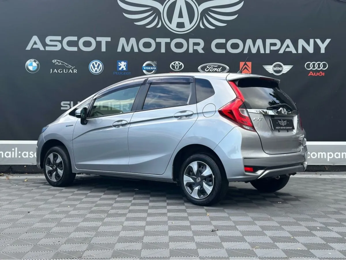 Honda Fit 1.5 Petrol Hybrid - Image 2
