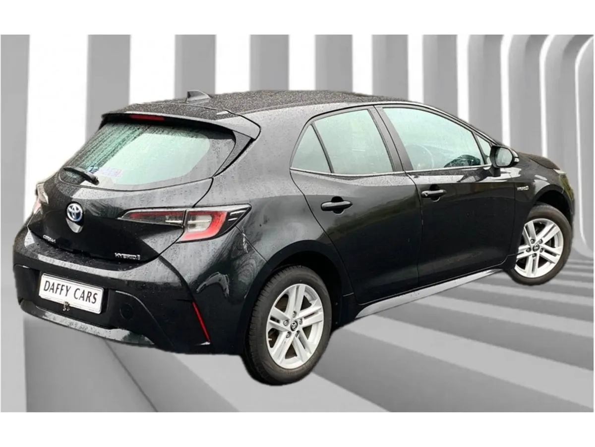 Toyota Corolla Hybrid Luna H/B 4DR Auto A - Image 4