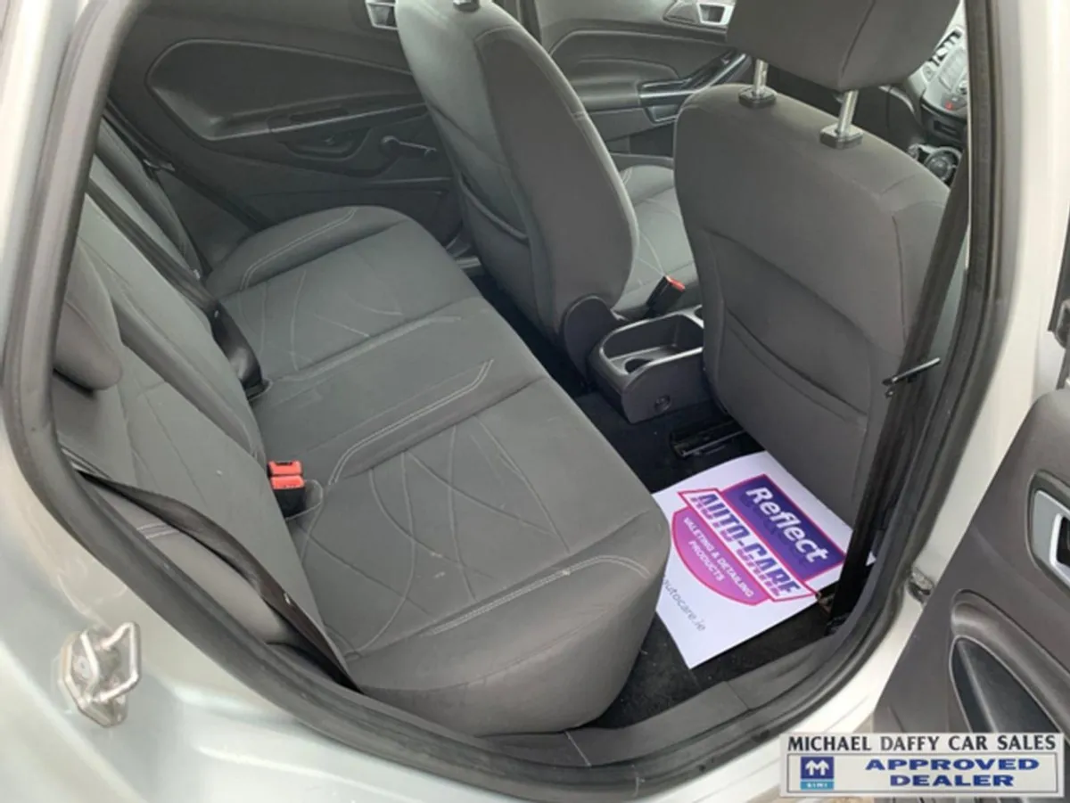 Ford Fiesta 1.0 Zetec Ecoboost 100P 100PS 5DR - Image 4