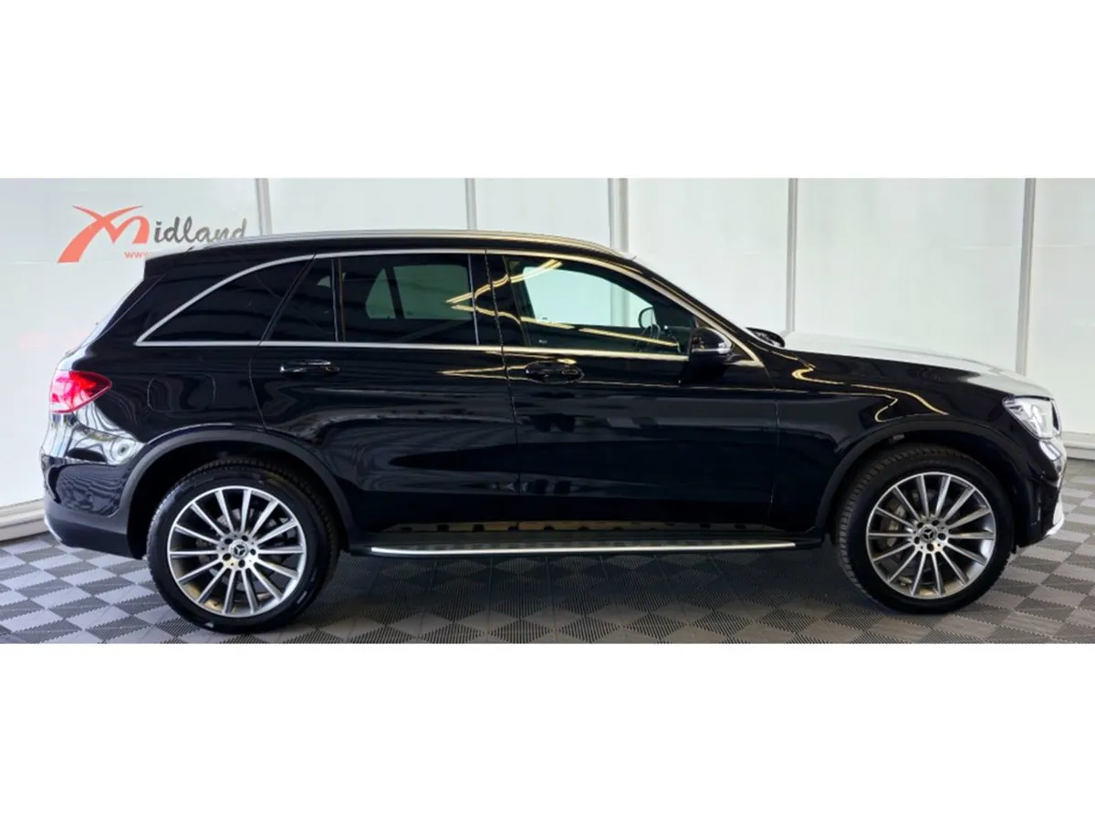 Mercedes-Benz GLC-Class 300DE AMG Line Premium - Image 2