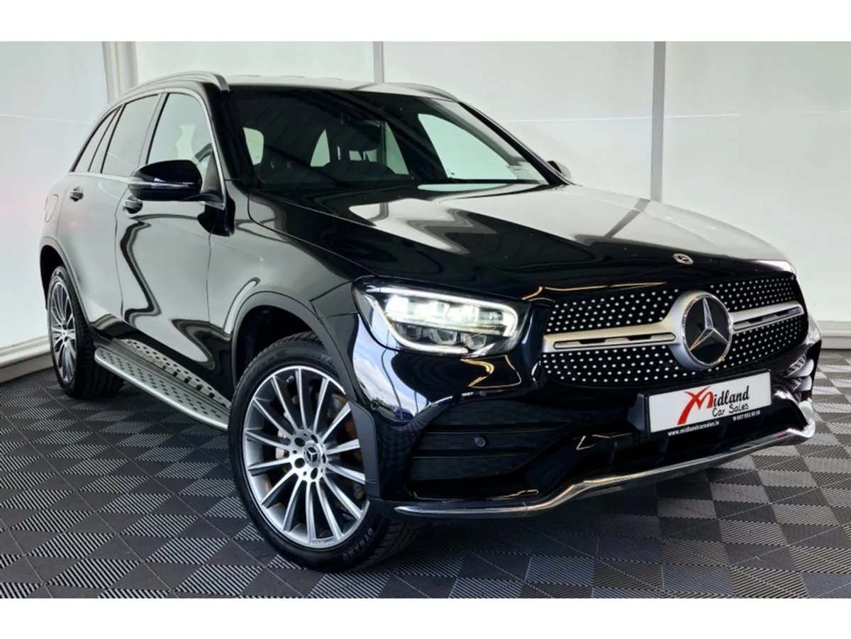 Mercedes-Benz GLC-Class 300DE AMG Line Premium - Image 4