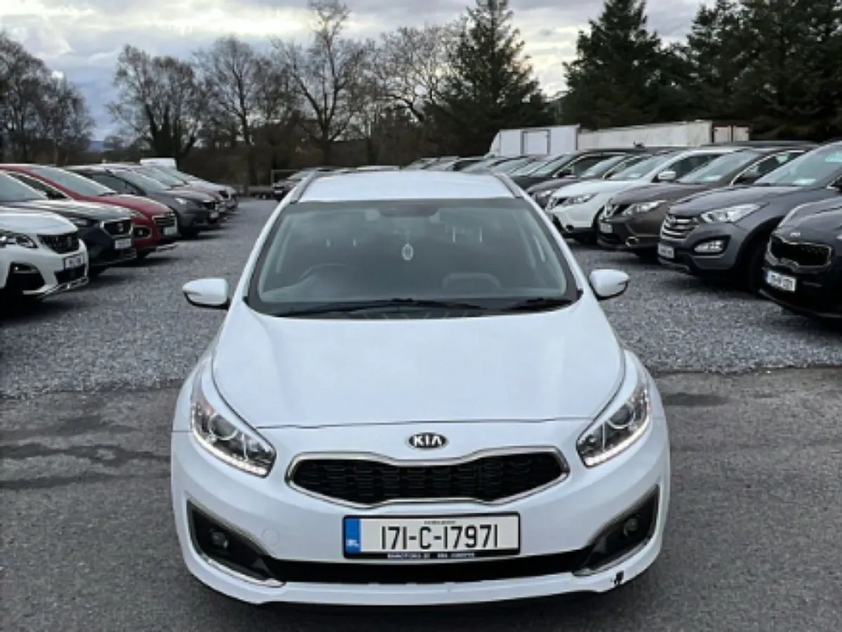 Kia Ceed 1.6 Crdi 3 134BHP 5DR - Image 2