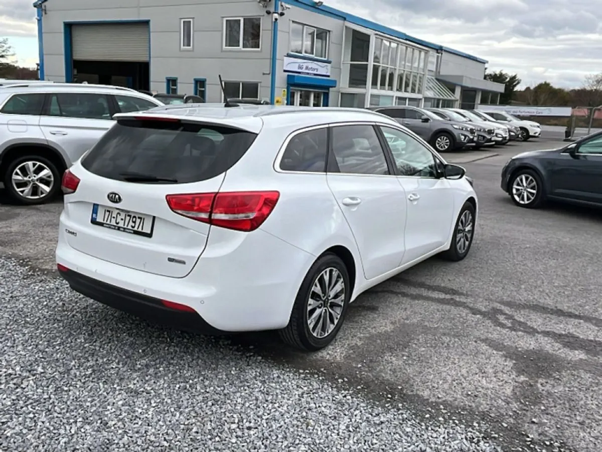 Kia Ceed 1.6 Crdi 3 134BHP 5DR - Image 3