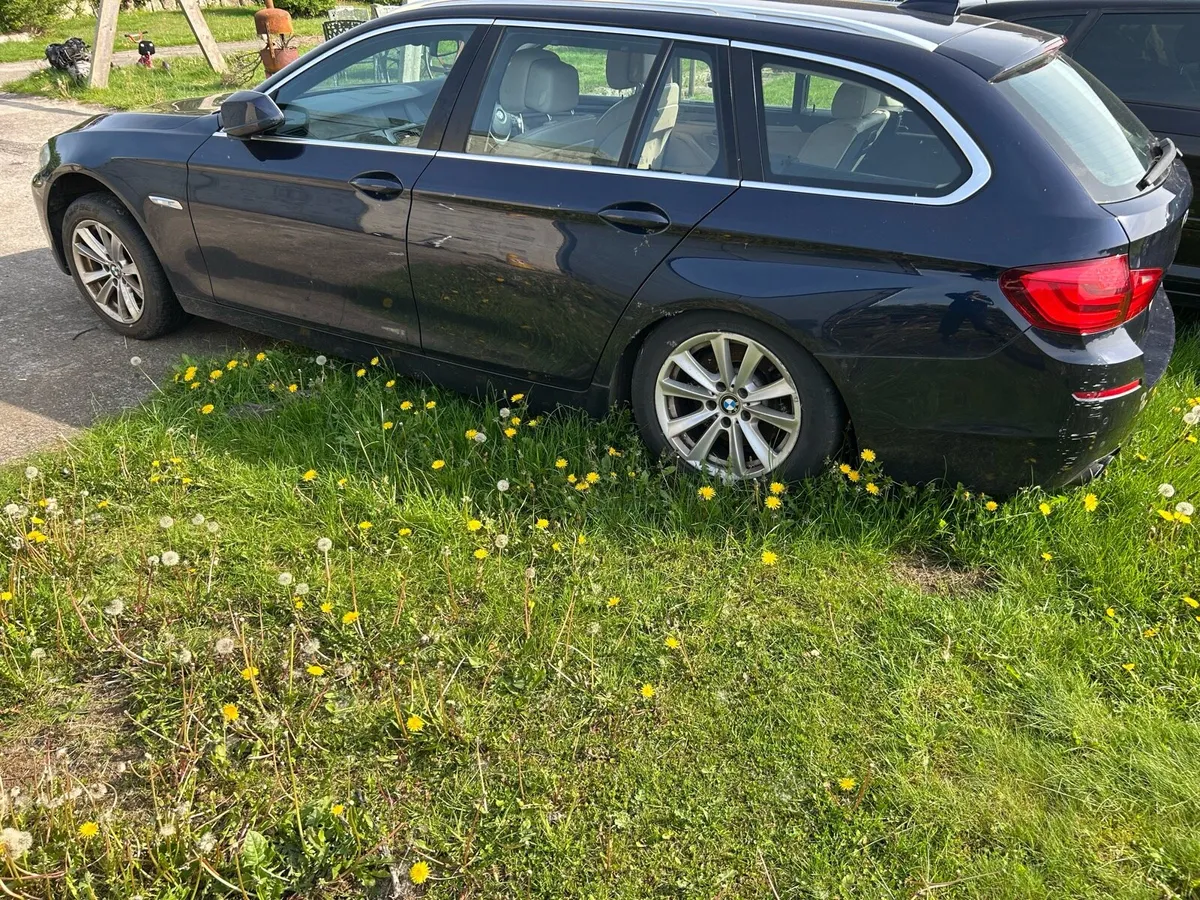 2011 bmw 520D f11 - Image 2