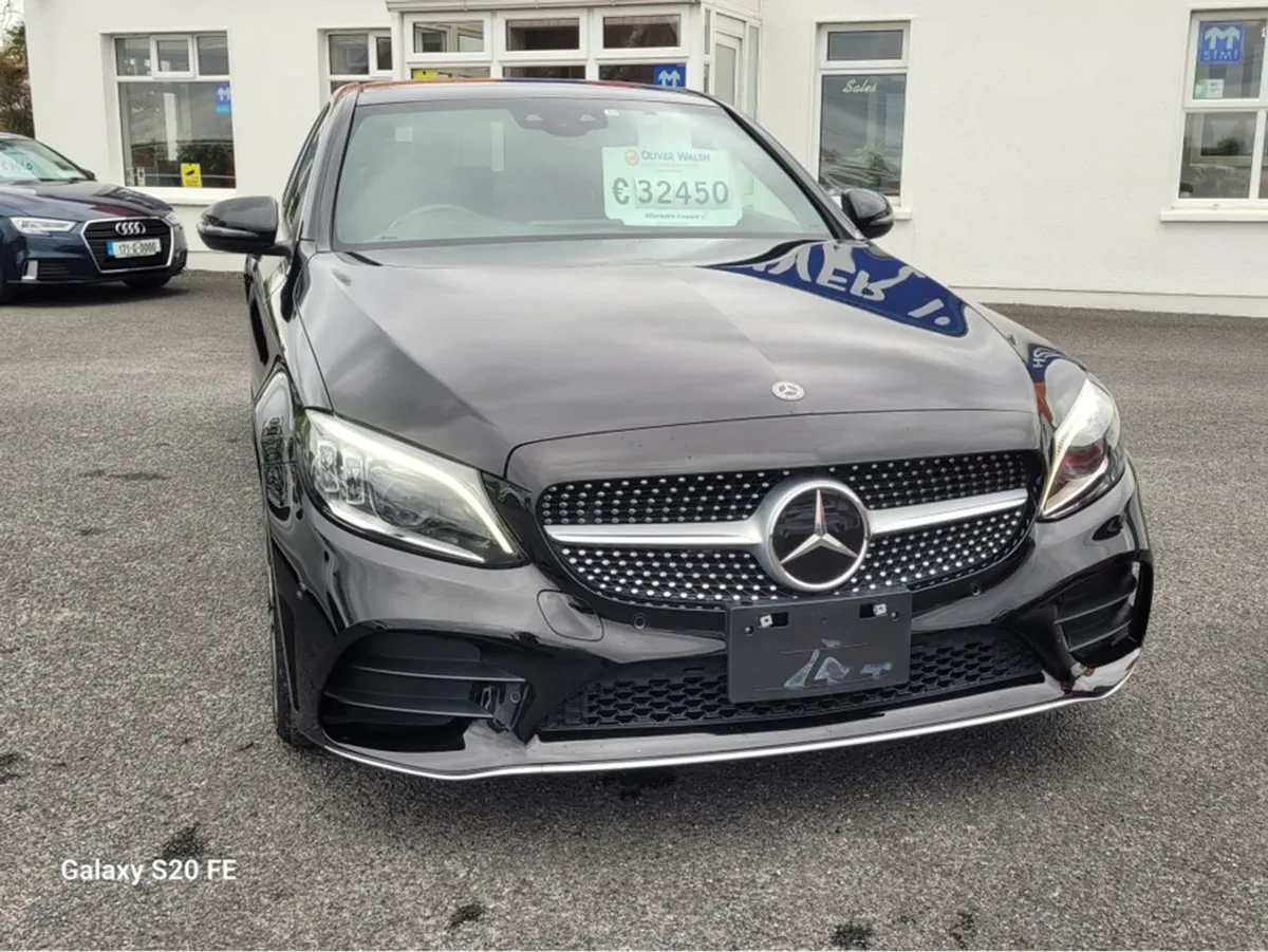 Mercedes-Benz C-Class C220d AMG Line Premium Plus - Image 3