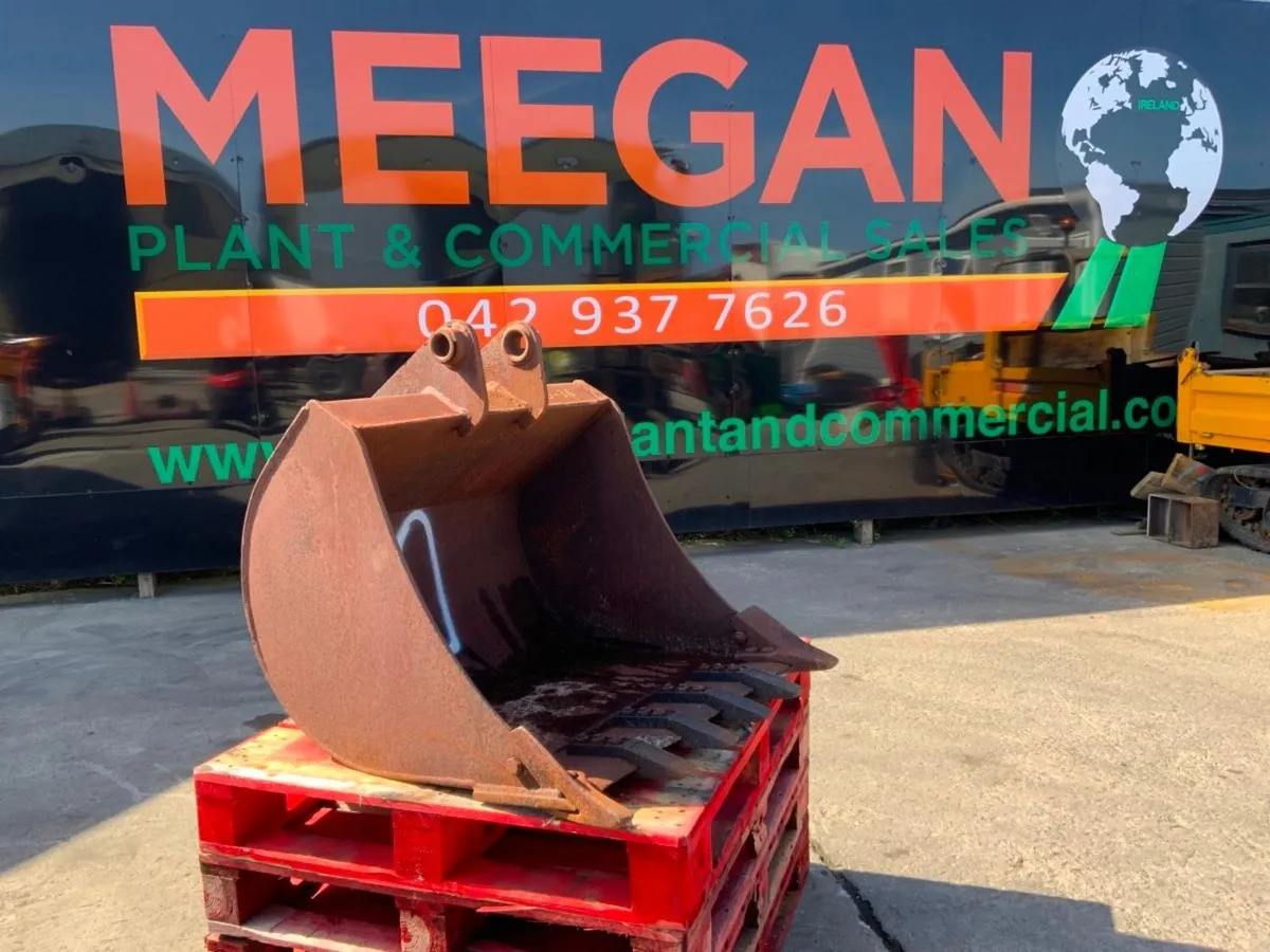 36" GEITH DIGGING BUCKET....45mmPINS......910-36. - Image 1