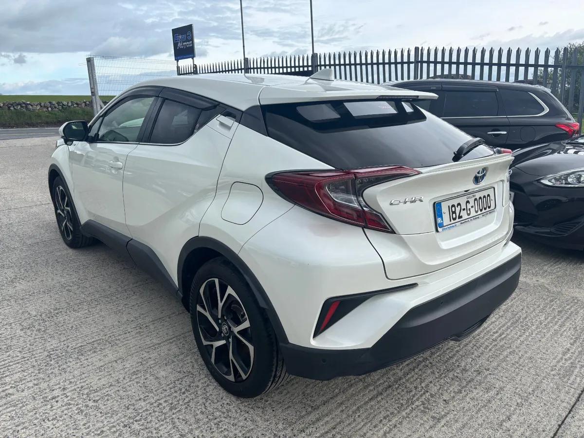 Toyota CH-R luna Sport self charging Hybrid 2018 - Image 4