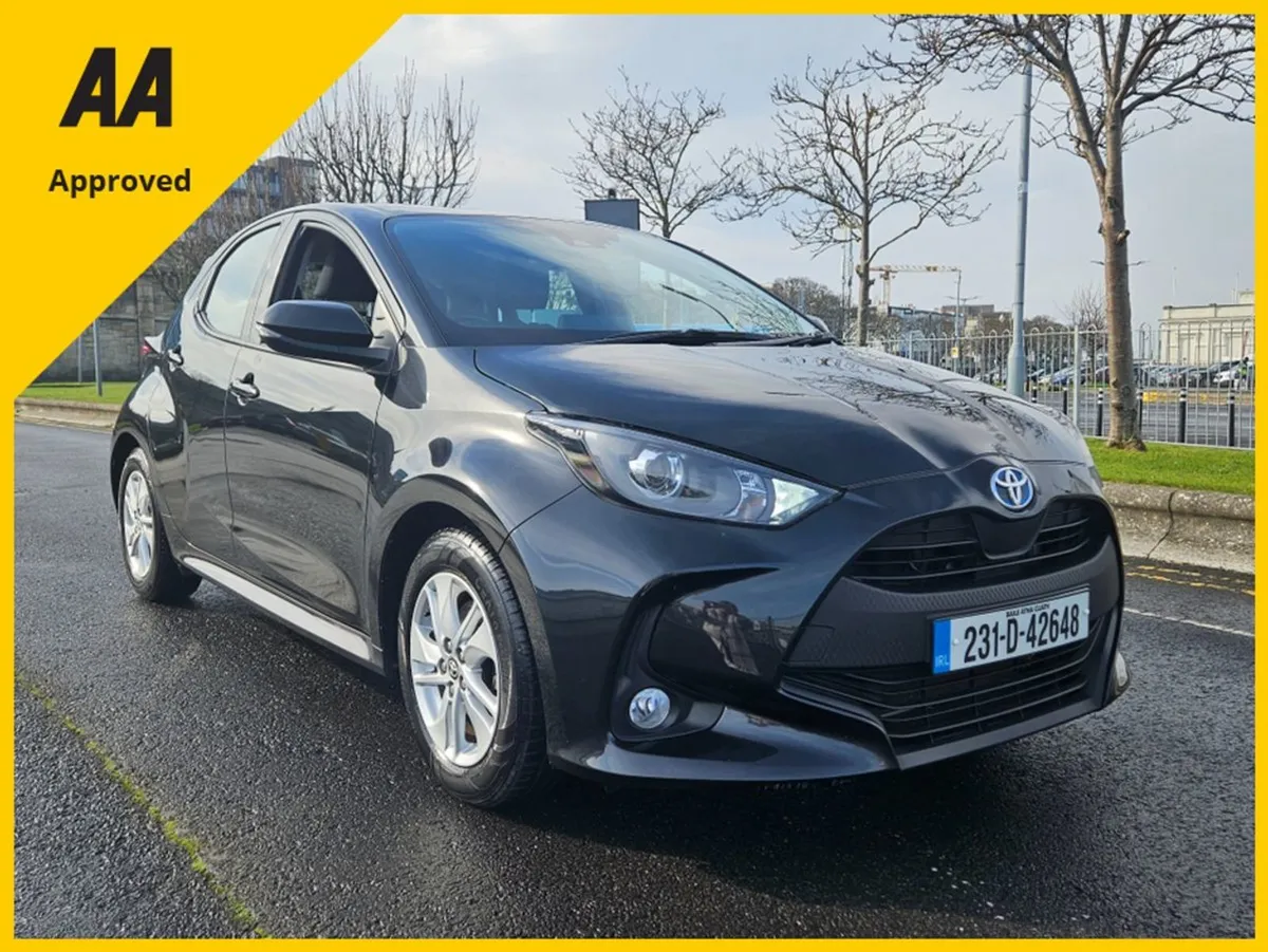Toyota Yaris 1.5 Hybrid Luna 4DR Auto - Image 1