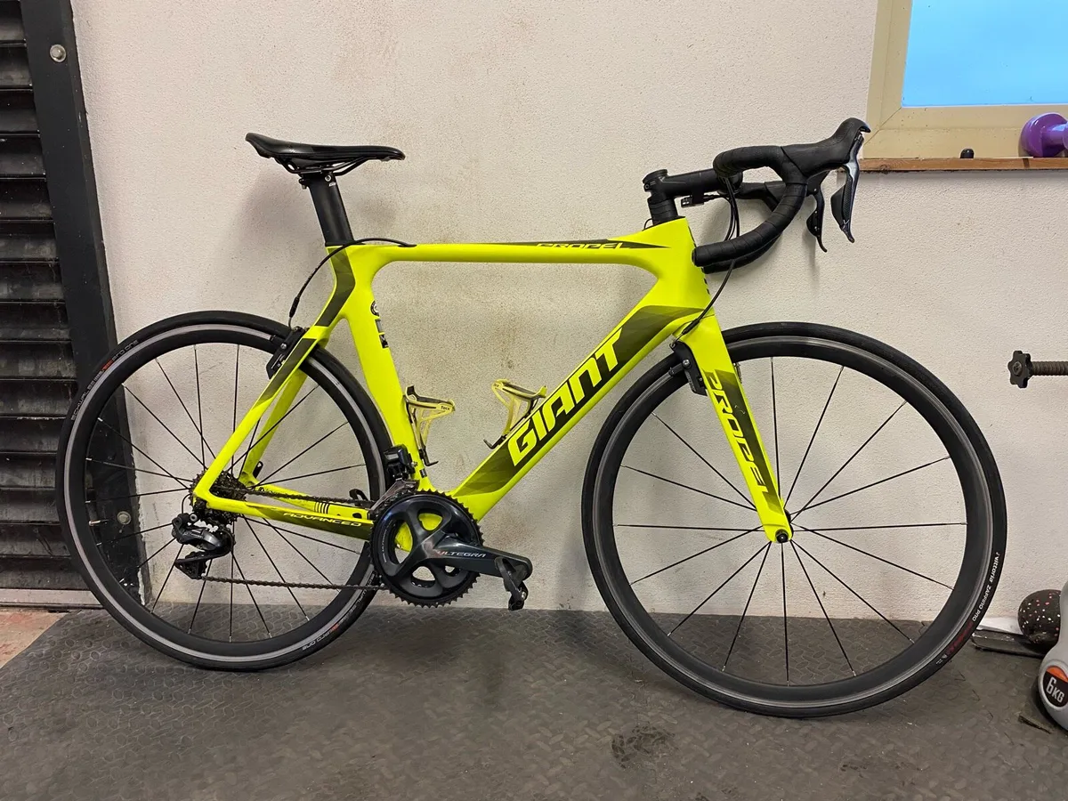 2019 Giant Propel Advanced 0 di2 - Image 2