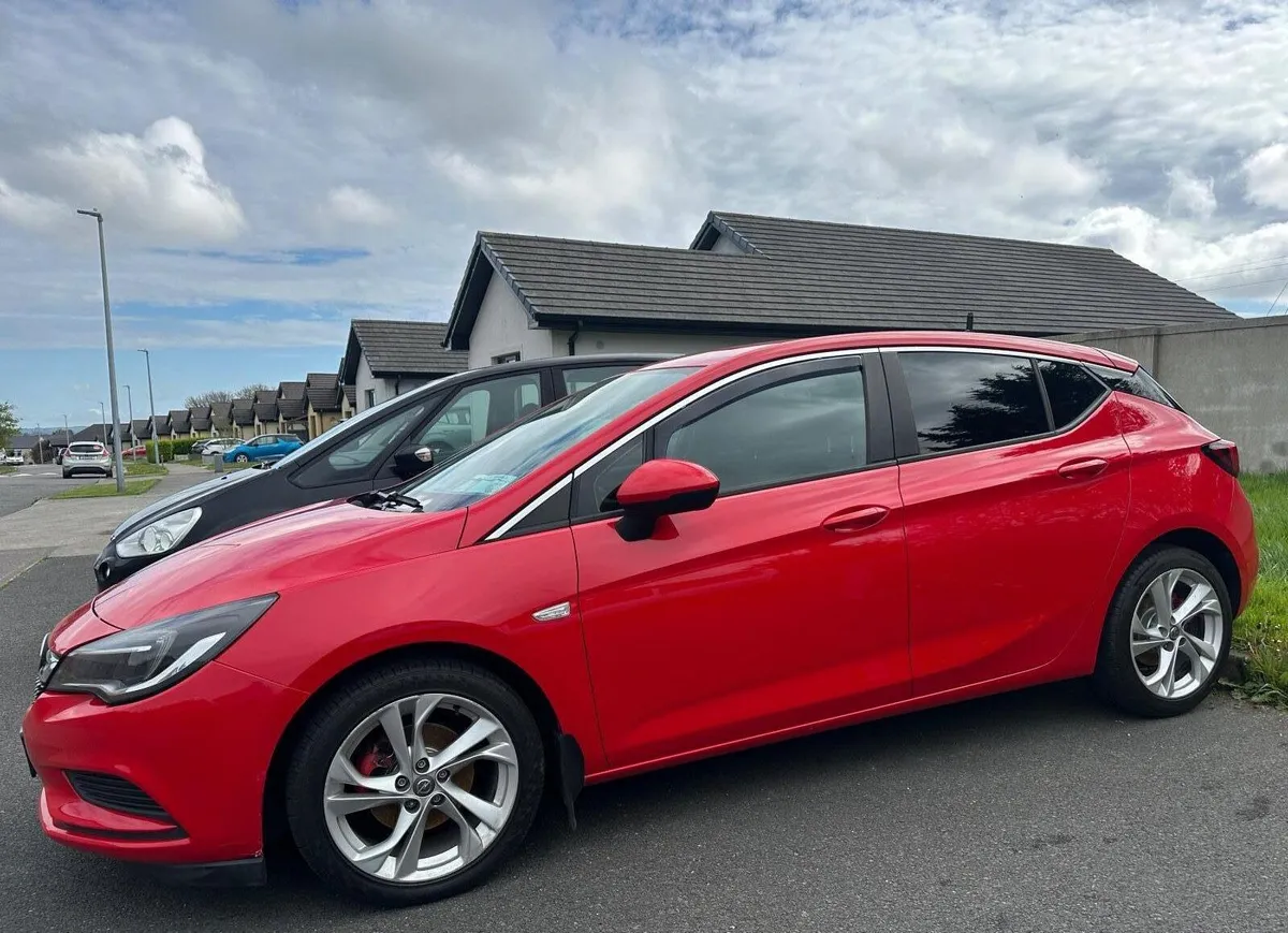 Vauxhall Astra 2016 - Image 2