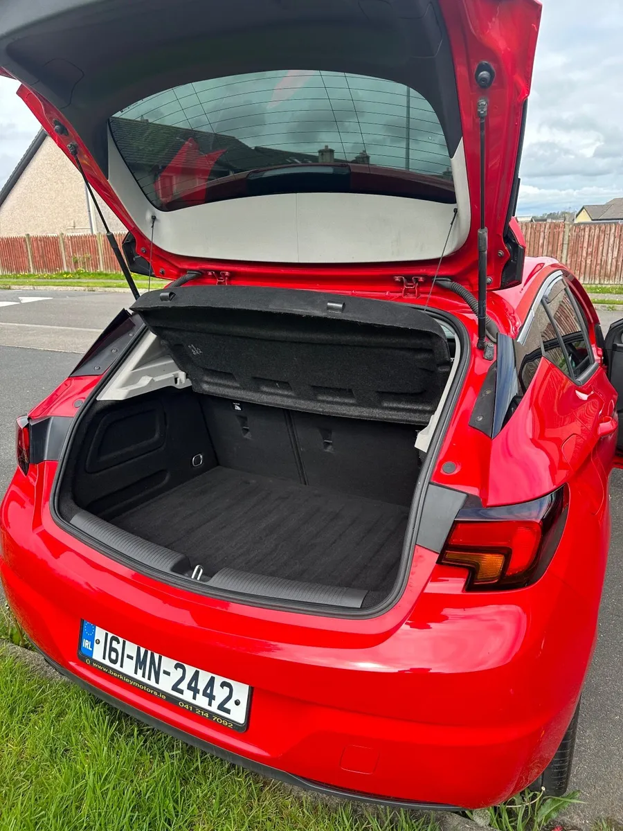 Vauxhall Astra 2016 - Image 4